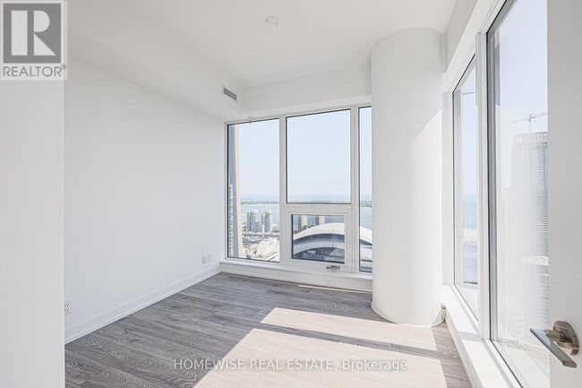 Building Photo - 55 Mercer St