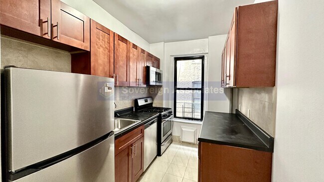 Foto del edificio - 305 Convent Ave