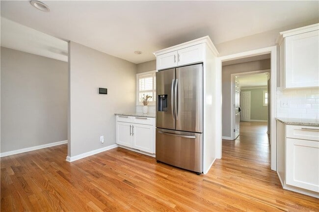 Building Photo - 3850 Beya Way