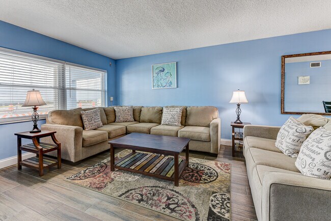 Foto del edificio - 2140 S Ocean Shore Blvd