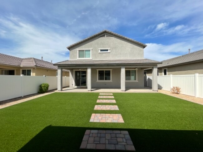 Foto del edificio - 2437 E Alta Vista Rd