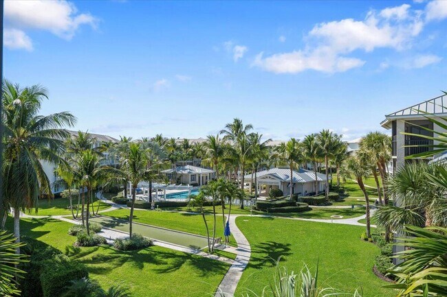 Building Photo - 143 Bay Colony Dr N