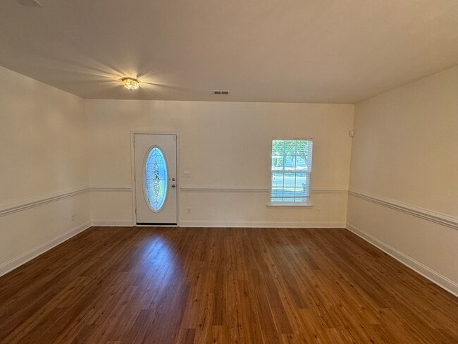 Foto del edificio - 6622 Latherton Ln