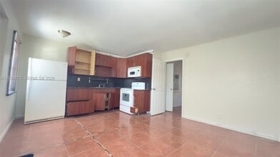 Building Photo - 101 NE 41st St