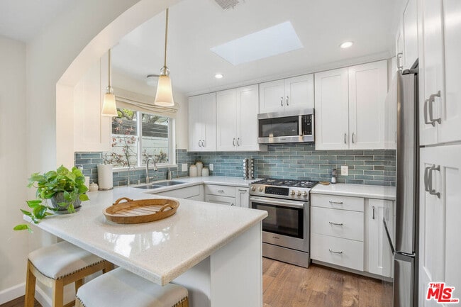 Building Photo - 1039 26th St