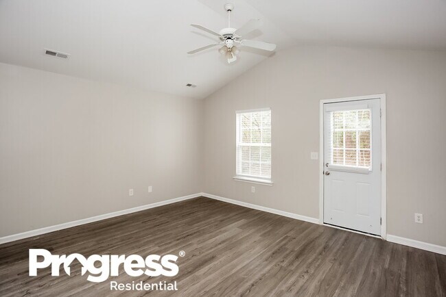 Foto del edificio - 1013 Valley Ridge Rd