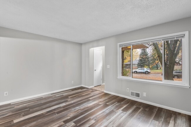 Foto del edificio - 3519 Spain Pl