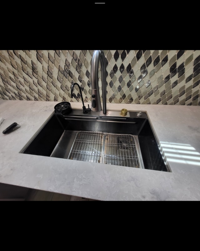 Building Photo - 1209 S Grand Ave