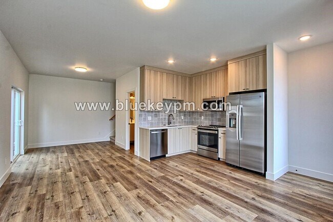 Foto del edificio - Unit 3356....   2 Bed, 2.5 Bath Townhome in Arbor Lodge Near University of Portland