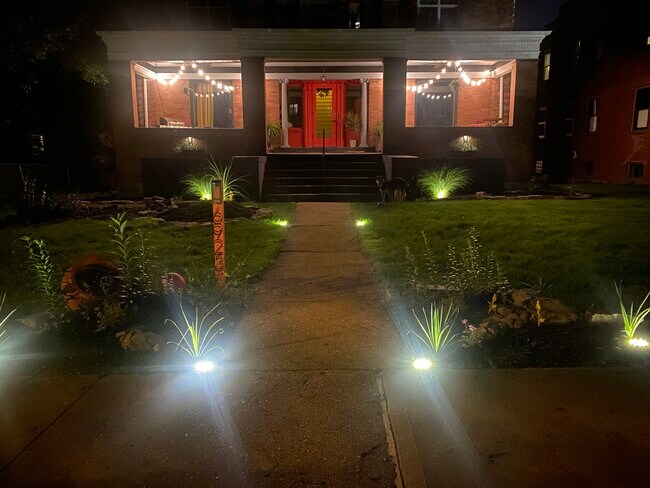 Foto del edificio - 6923 Thomas Blvd