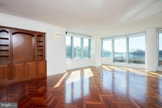 Foto del edificio - 3150 South St NW
