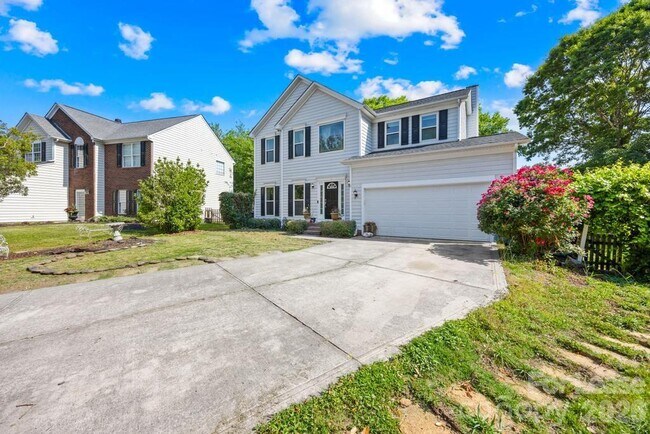 Foto del edificio - 124 Shorecrest Dr