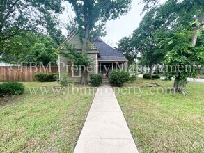 Building Photo - 119 W Marvin Ave