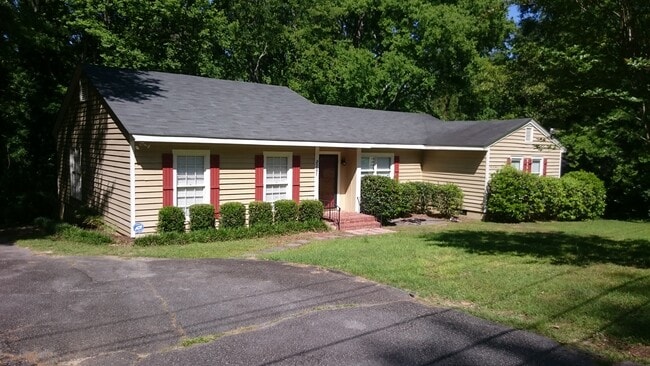 Building Photo - 2291 Kingsley Dr