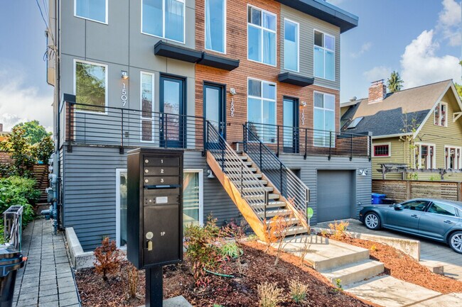 Foto del edificio - 1505 E Spruce St