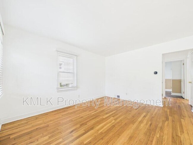 Foto del edificio - 1263 Atwood Ave
