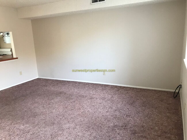 Building Photo - Cliffside Dr. E. 2701