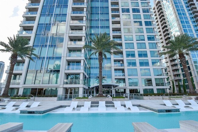 Building Photo - 2047 Westcreek Ln