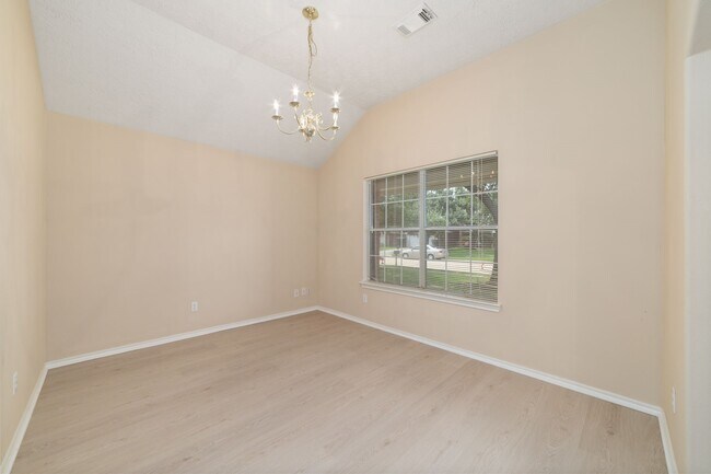 Foto del edificio - 20511 Bouganvilla Blossom Ln