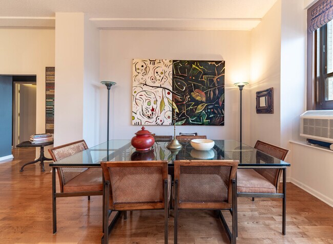 Foto del edificio - 600 S Dearborn St