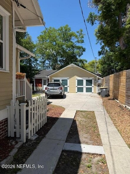 Foto del edificio - 4249 St Johns Ave