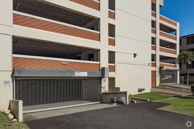 Foto del edificio - Rainbow Place