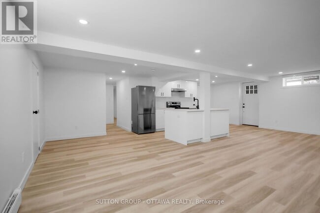 Building Photo - 839 Colson Ave