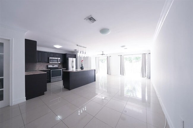 Foto del edificio - 7327 Pepper Pike Dr