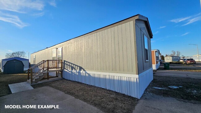 Building Photo - 4444 S West St