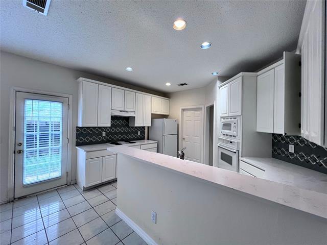 Foto del edificio - 3419 Waterview Trail