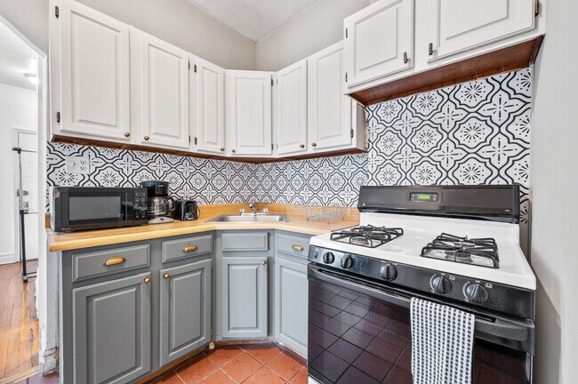 Foto del edificio - 400 W 47th St