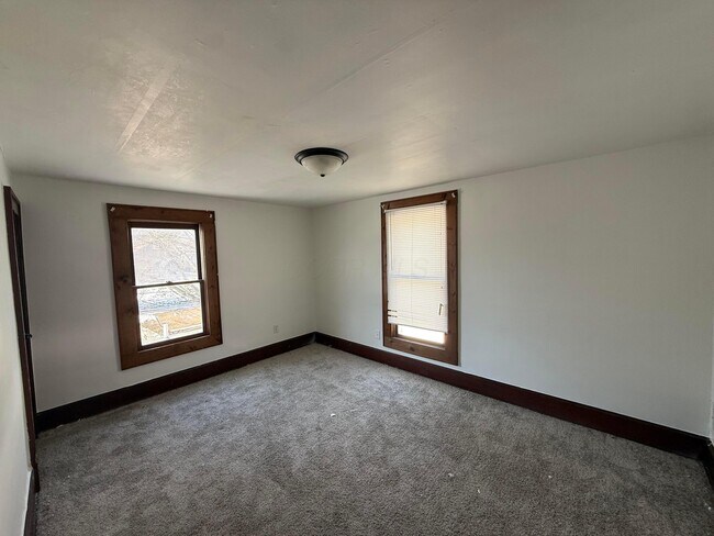 Foto del edificio - 923 Pierce Ave