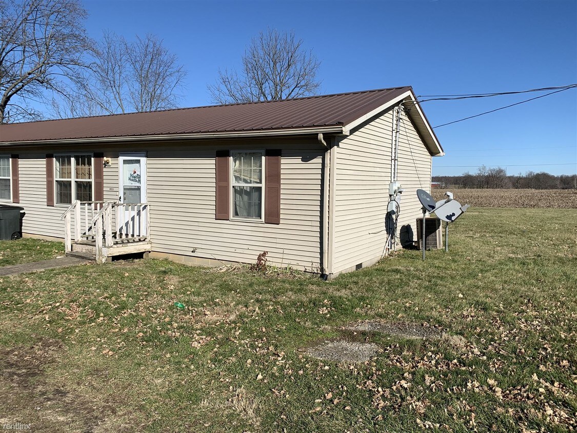Building Photo - 2 br, 1 bath  - 7102 Greensburg Rd APT#1