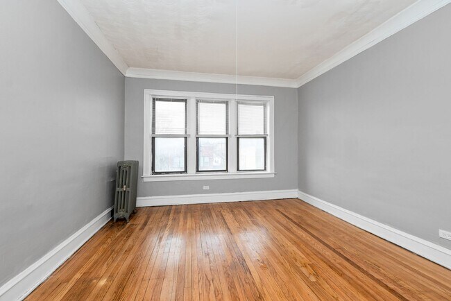 Foto del interior - 9017-25 S Cottage Grove