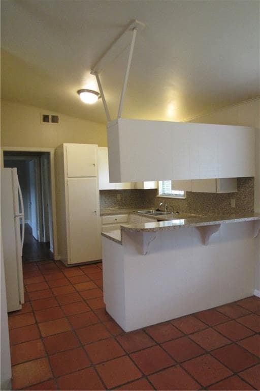 Building Photo - 1400 Barton Hills Dr