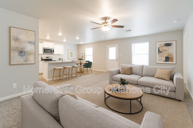 Building Photo - 2516 Rosewood Ln