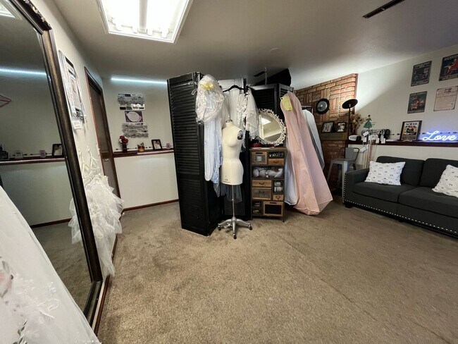 Building Photo - Cute Home in West Fort Collins