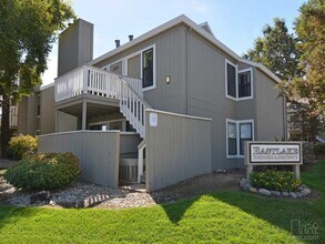 Building Photo - Eastlake Apartments