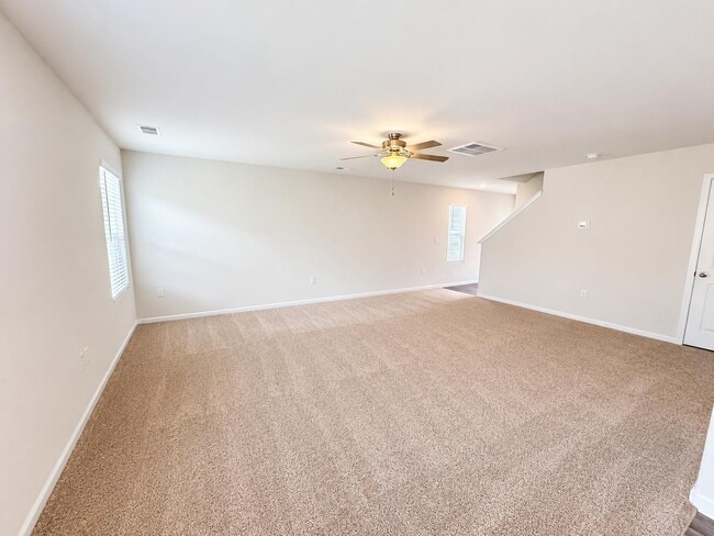 Building Photo - 8023 Derby Wood Ln