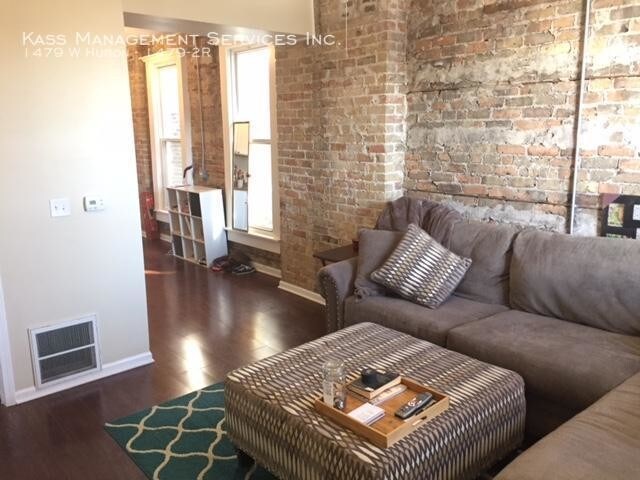 Primary Photo - 1479 W Huron St