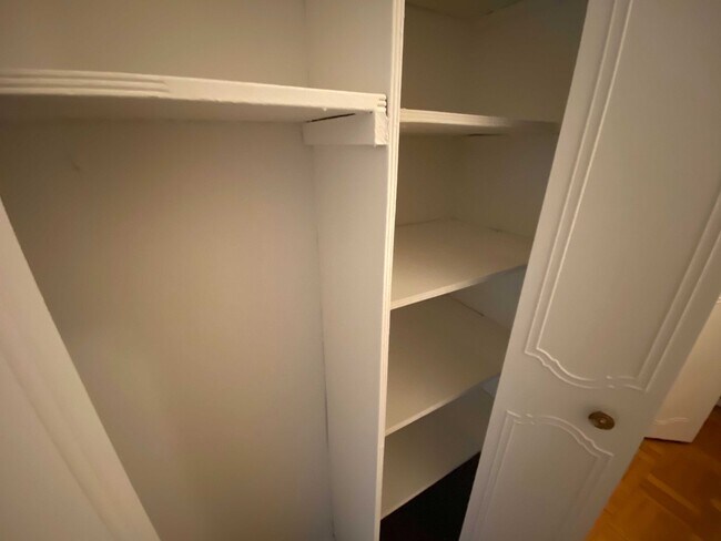 Building Photo - 455 Ocean Pkwy