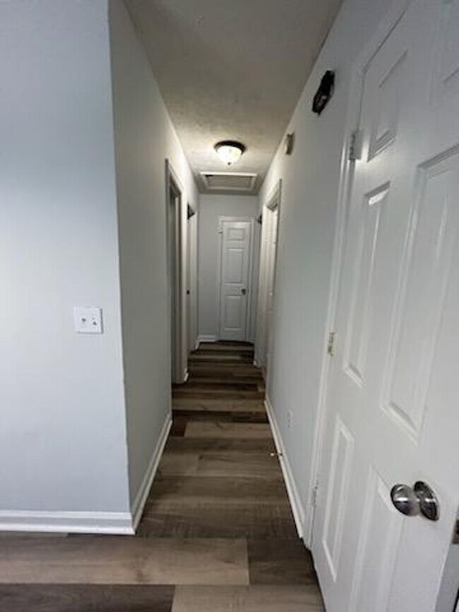 Foto del edificio - 3478 Kingswood Trail