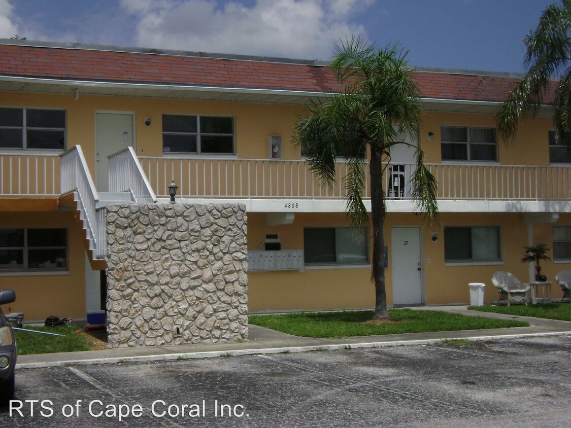 Primary Photo - 4808 Atlantic Ct