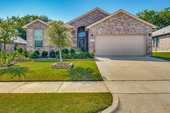 Building Photo - 713 Redding Dr