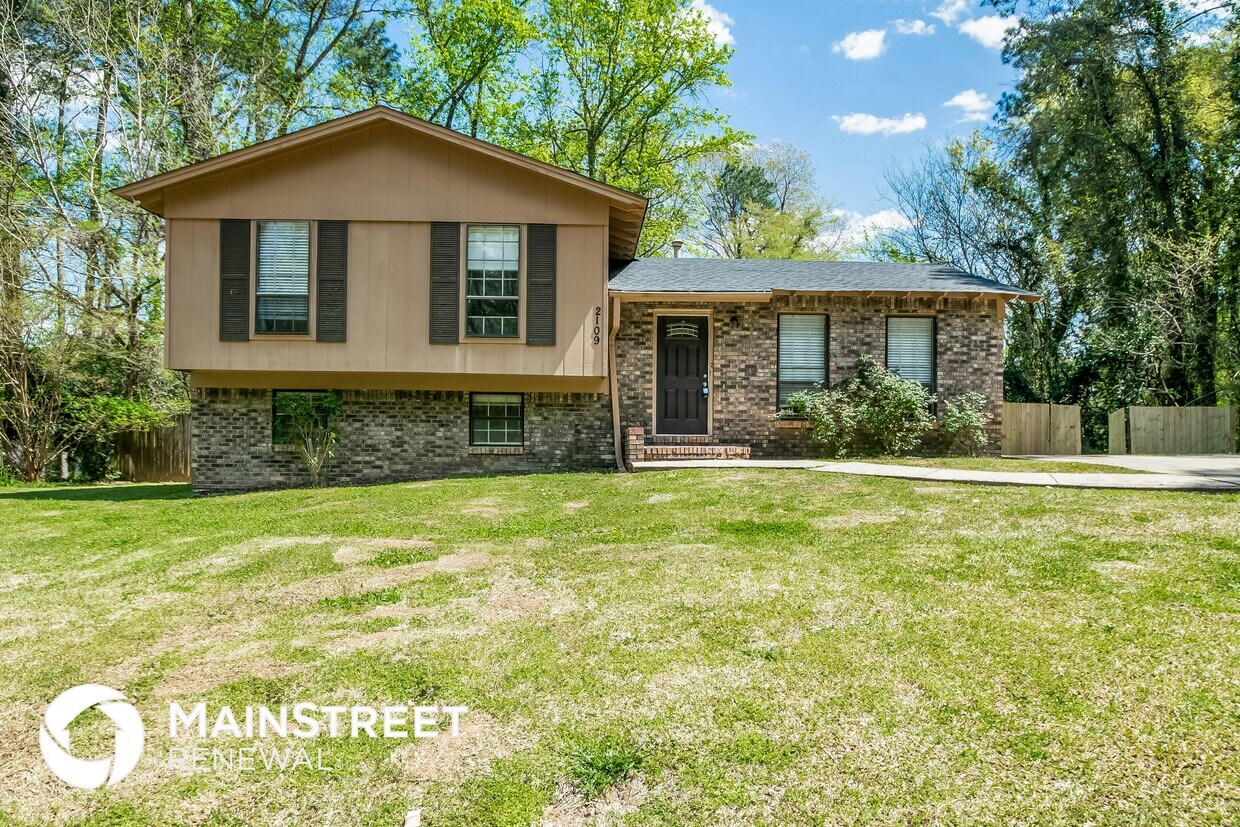 Foto principal - 2109 Pershing Rd