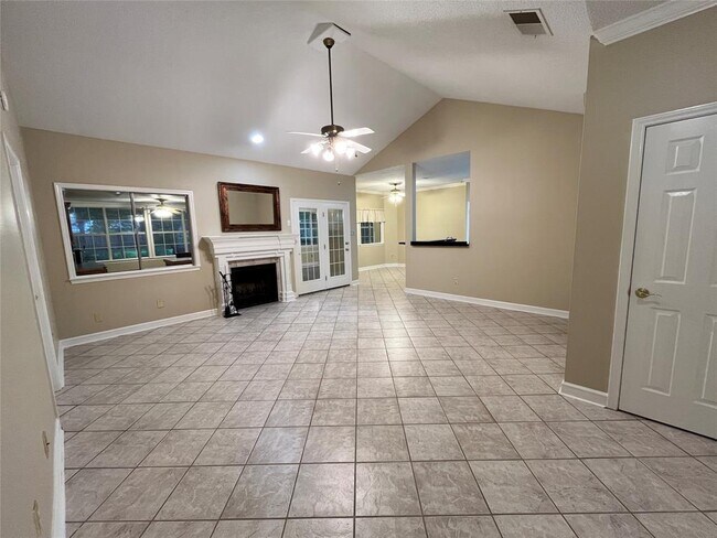 Foto del edificio - 13406 Briar Hollow Dr