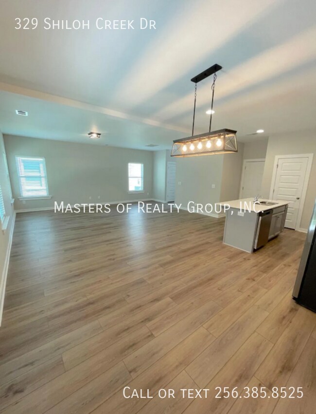Foto del edificio - 329 Shiloh Creek Dr