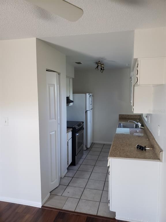Foto del edificio - 5123 Turnbull Dr
