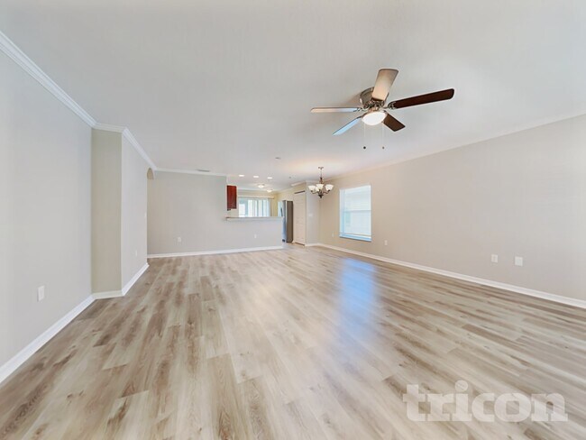 Foto del edificio - 15420 Florida Breeze Loop