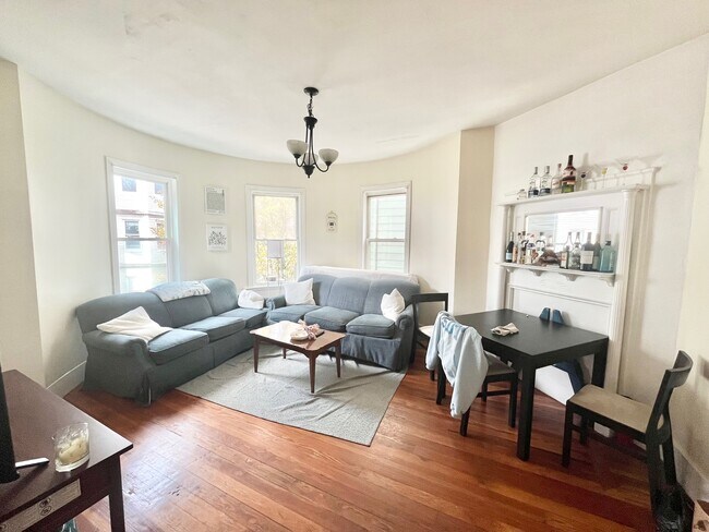 Foto del edificio - 8 Carmel St